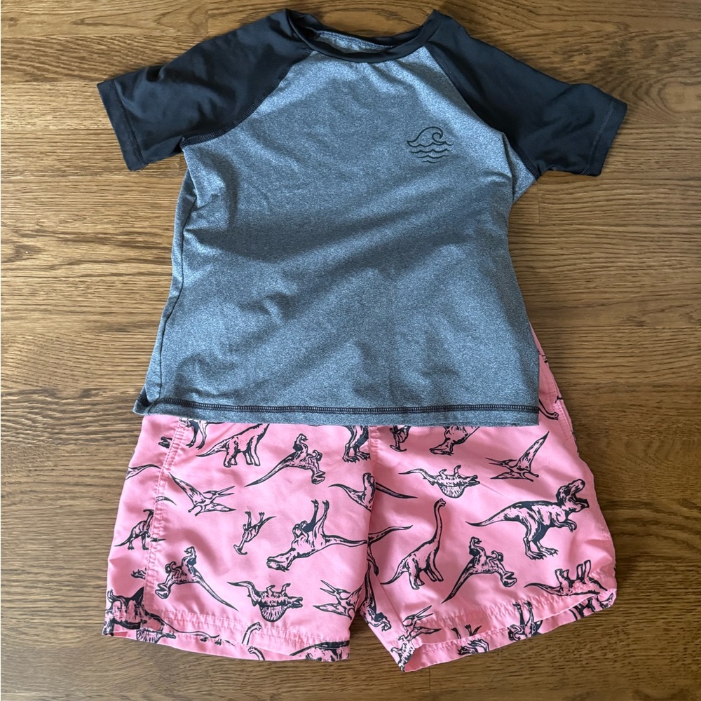 Boys swimsuit and rashguard 10/12